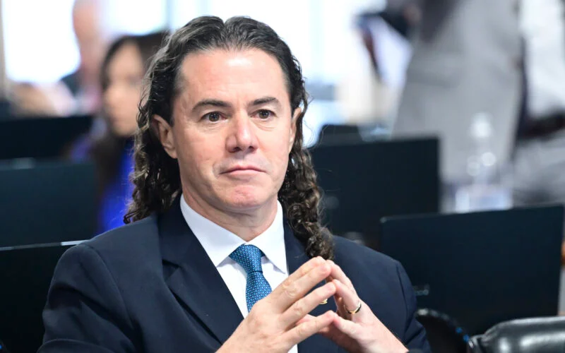  Senador Veneziano critica aprovação de projeto de Lei da Dosimetria