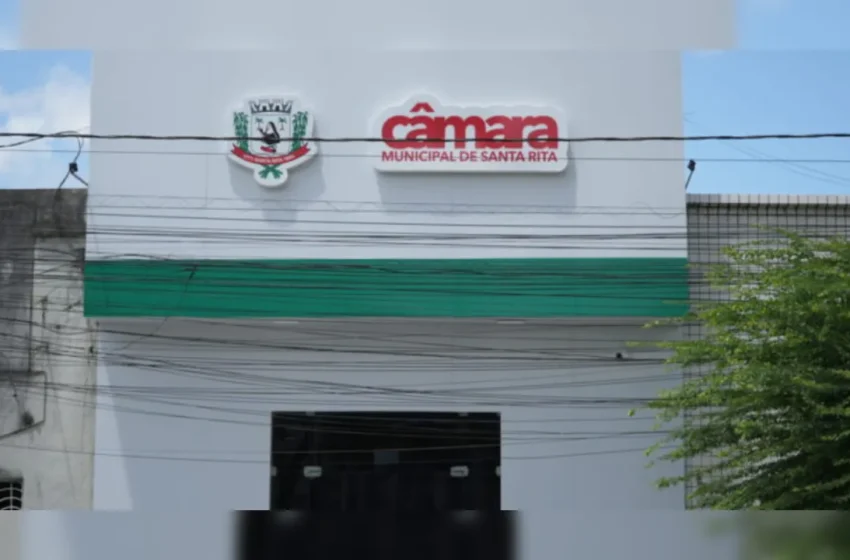  Câmara de Santa Rita marca sessão extraordinária para discutir regra que autoriza voto remoto de vereadores presos
