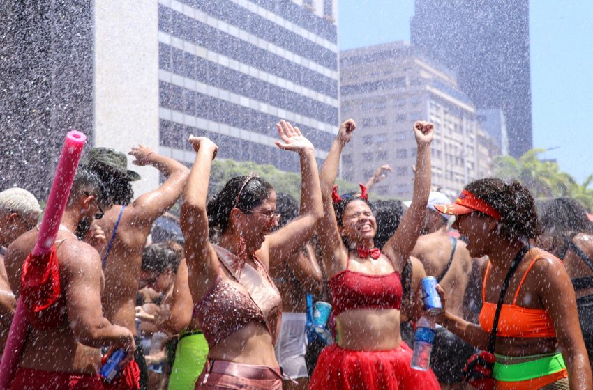  Carnaval de Rua do Rio de Janeiro começa neste fim de semana com 462 desfiles e expectativa de 6 milhões de foliões