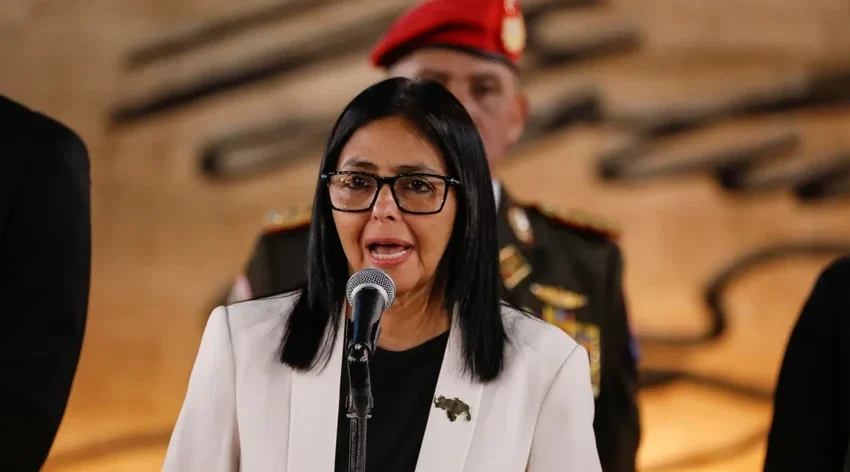  Delcy Rodríguez anuncia reestruturação da defesa da Venezuela e cria gabinete de segurança cibernética