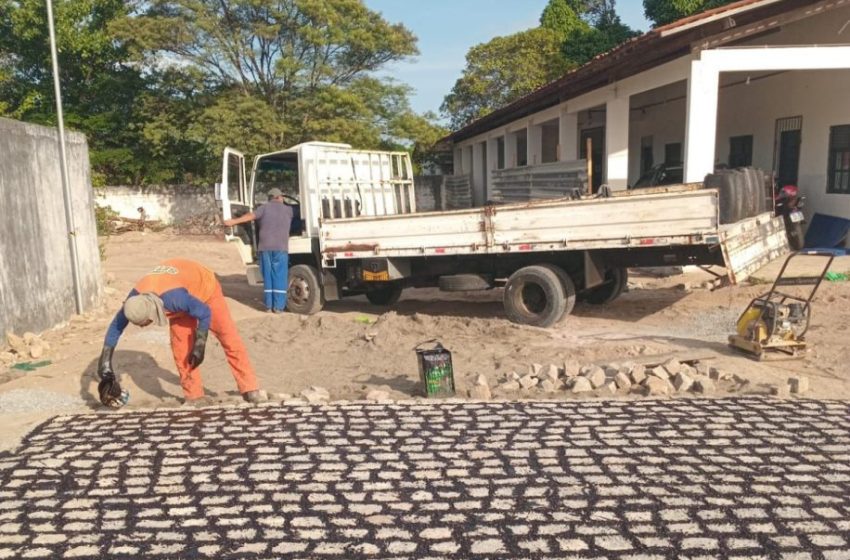  Seinfra amplia serviços de tapa-buraco e alcança mais de 20 bairros de João Pessoa