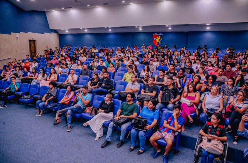  Prefeitura Municipal convoca beneficiários para recadastramento do Apoio Universitário