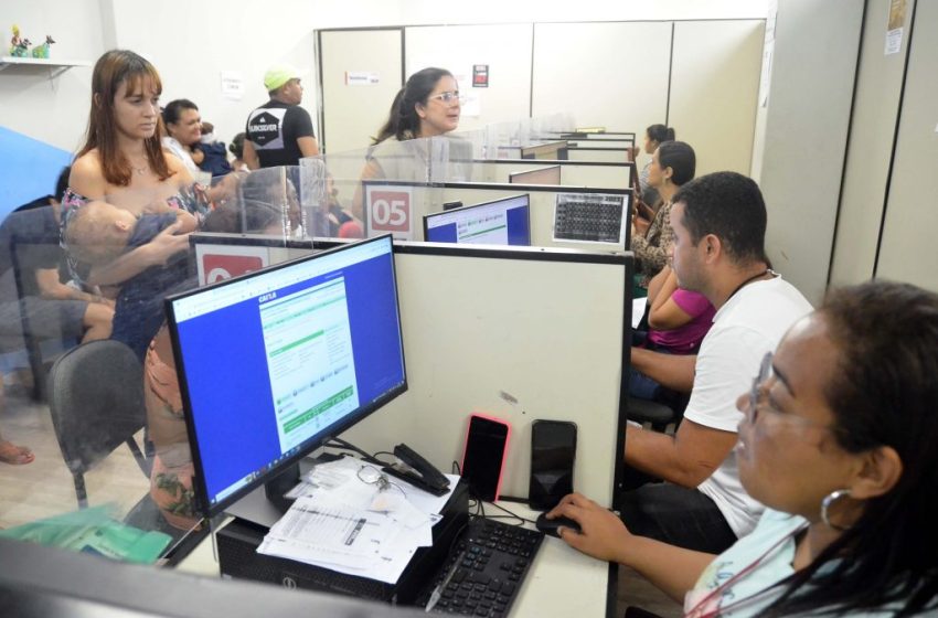  Famílias recebem orientação sobre exigências do Bolsa Família em ação da Secretaria de Direitos Humanos