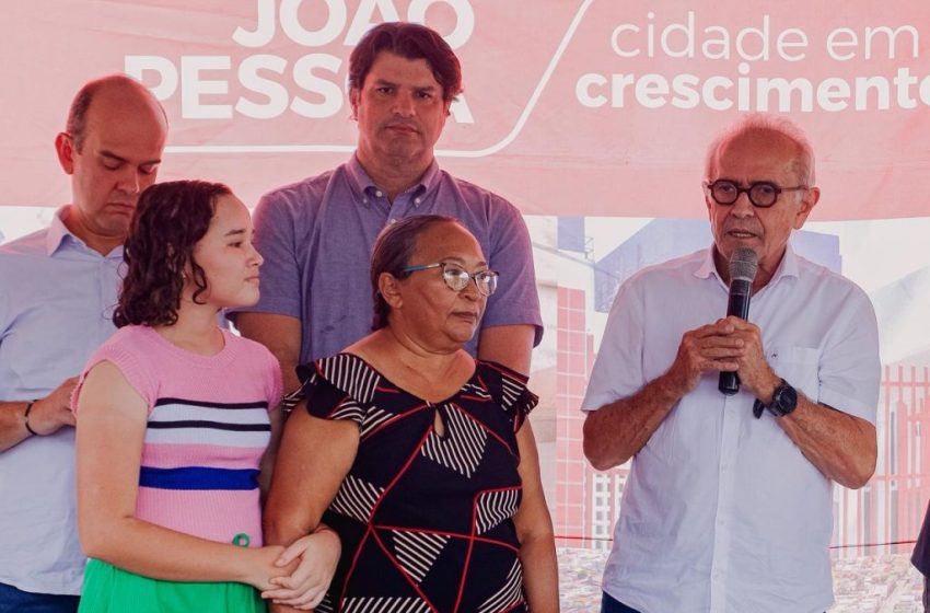  Cícero Lucena celebra mais de 700 famílias beneficiadas com Compra Assistida e Cuidar do Lar