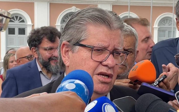  João Azevêdo nega ataque pessoal e diz que declaração foi distorcida por Hervázio