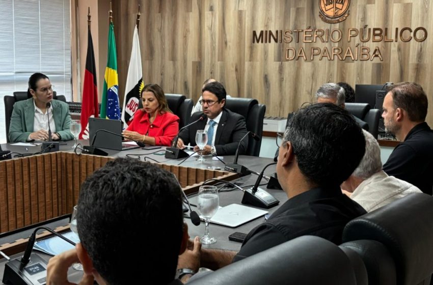  Força-tarefa Orla Limpa inicia vistorias para combater despejo irregular de esgoto nas praias de João Pessoa
