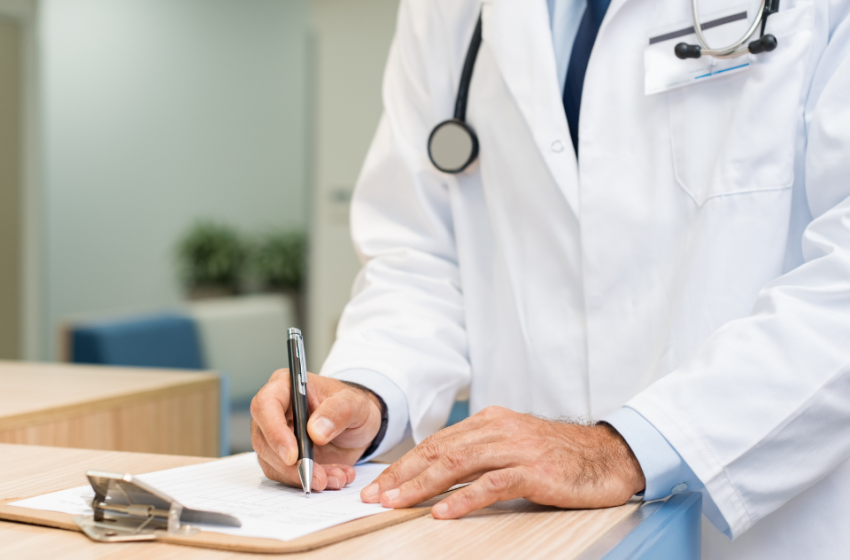  Professores concursados nomeados devem realizar perícia médica a partir desta segunda-feira