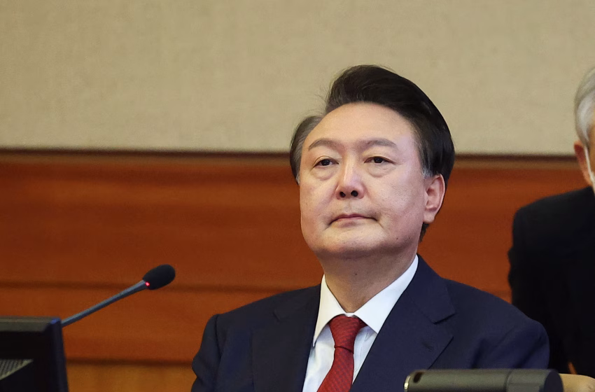  Ex-presidente da Coreia do Sul é condenado à prisão perpétua por insurreição