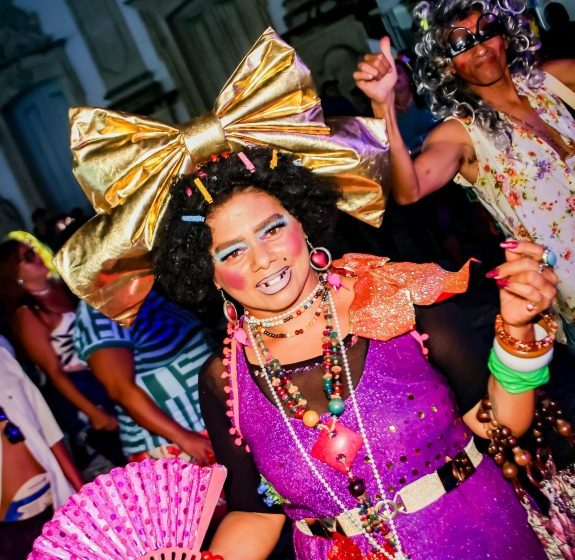  Bloco Cafuçu transforma Centro Histórico em palco de criatividade, irreverência e arte popular