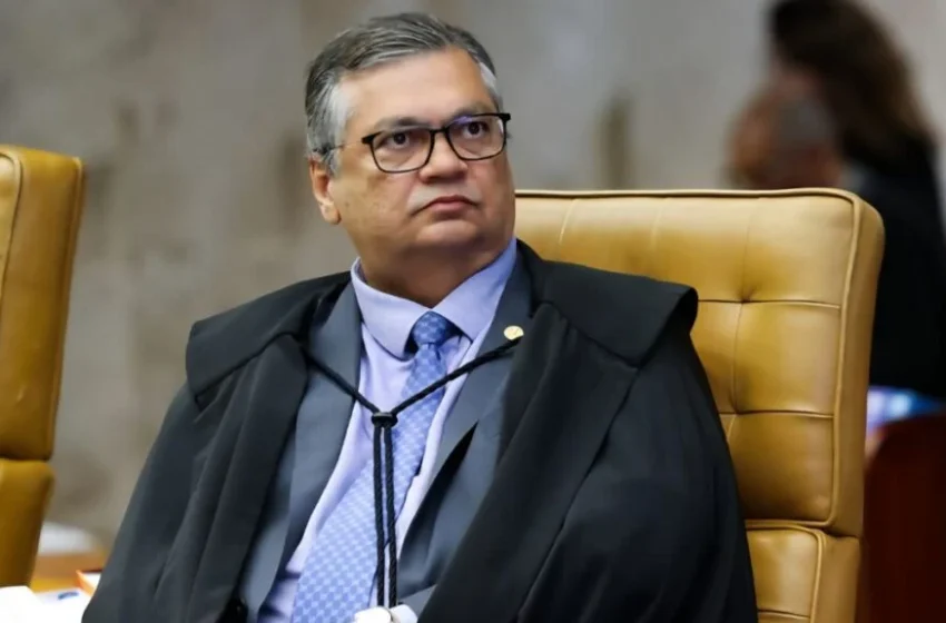  STF: Dino cobra explicações sobre elos entre Banco Master, Instituto Iter e contratos em SP