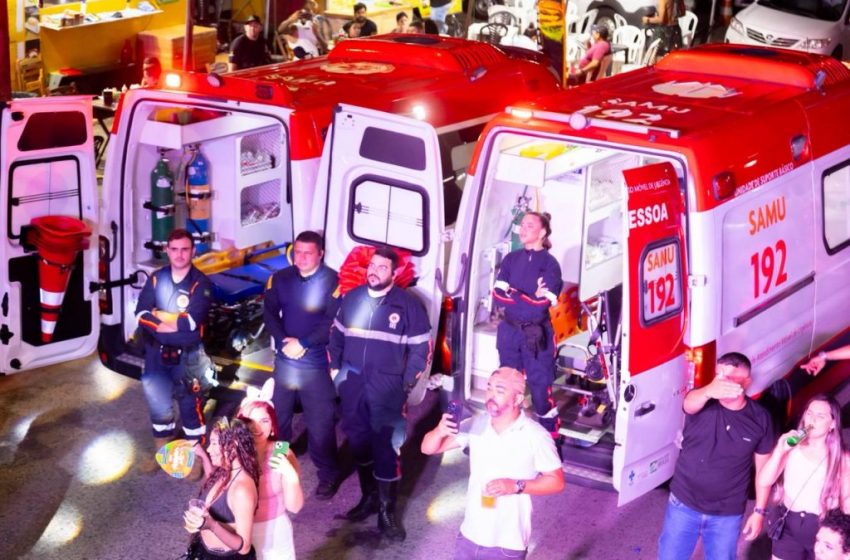  Equipes da Saúde realizaram mais de 120 atendimentos no Folia de Rua durante o fim de semana