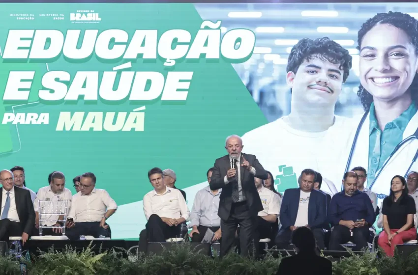  Lula defende educação como ferramenta central no combate à violência contra a mulher em evento no ABC paulista