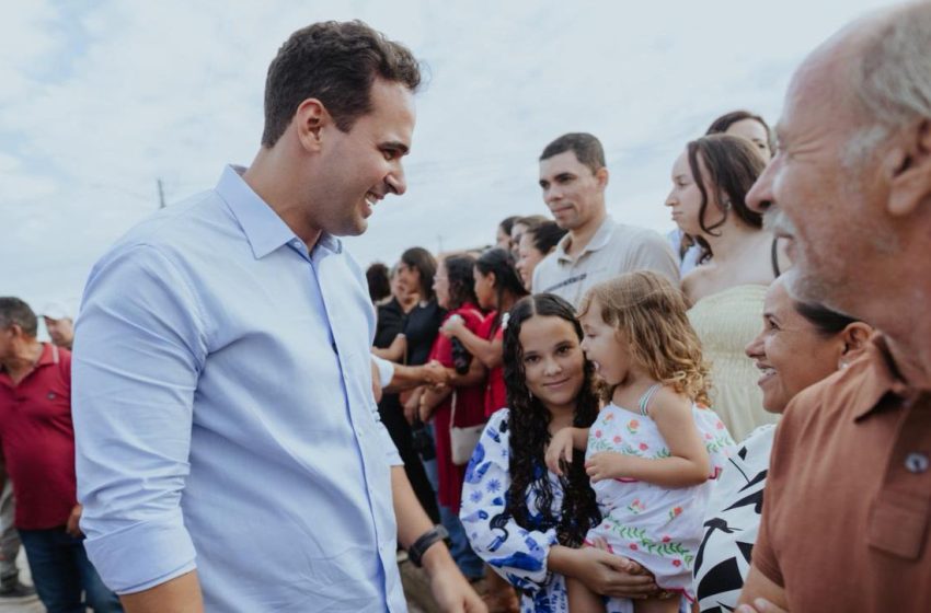  Lucas Ribeiro inaugura escola em Pedras de Fogo e reforça avanço da educação na Paraíba
