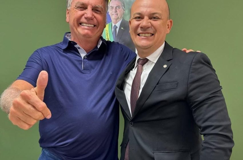  Cabo Gilberto visita Bolsonaro na Papudinha neste sábado