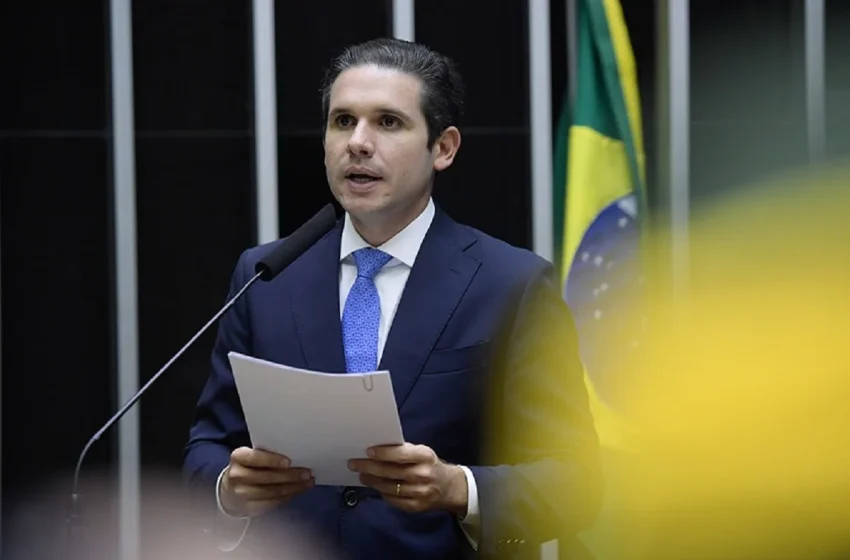  Hugo Motta defende alinhamento do Republicanos com chapa governista na Paraíba