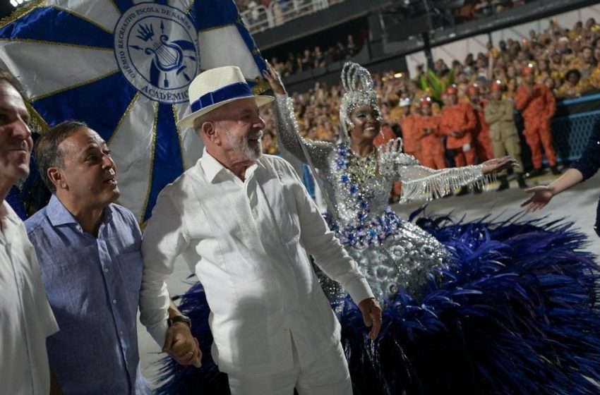  Desfile vira alvo de crítica do PL por suposta promoção eleitoral