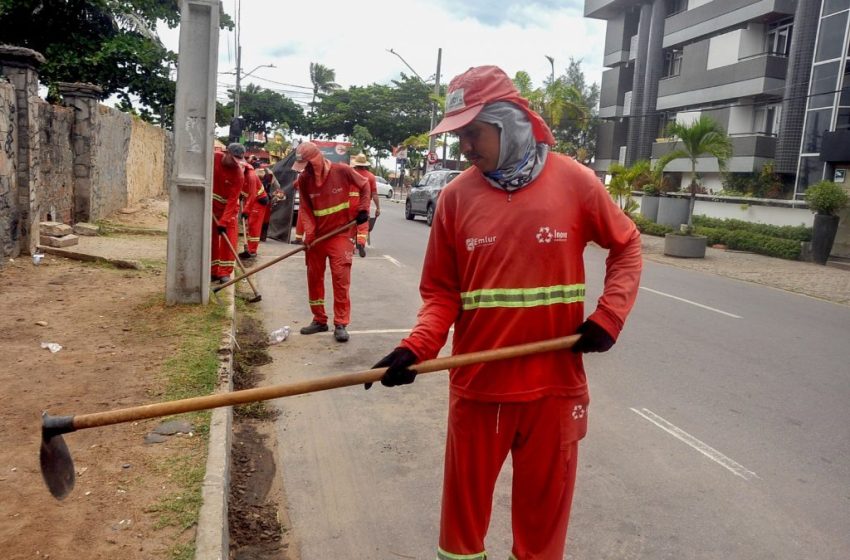  Emlur realiza Operação de limpeza em diversos bairros de João Pessoa