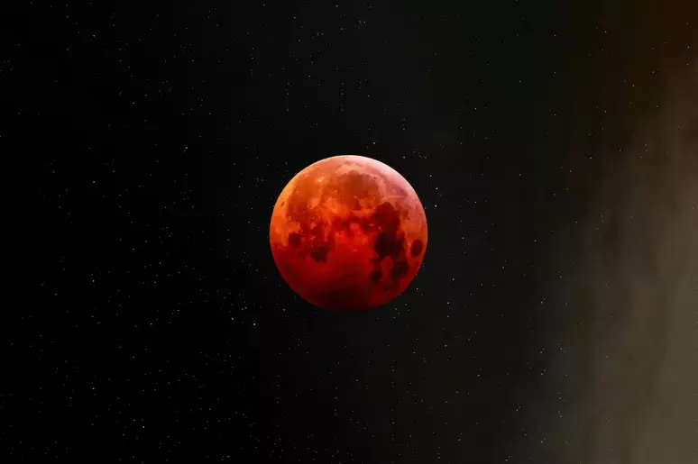  Eclipse total transforma a Lua em “Lua de Sangue” na madrugada do dia 03/03