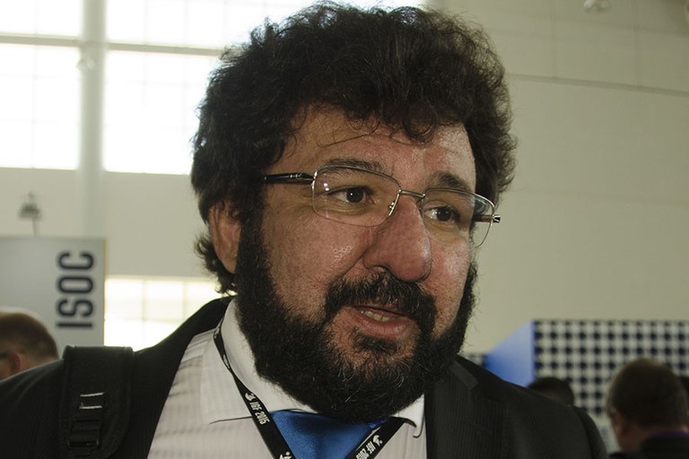  Cláudio Furtado contesta relatório americano e afirma que caso cabe ao Governo Federal