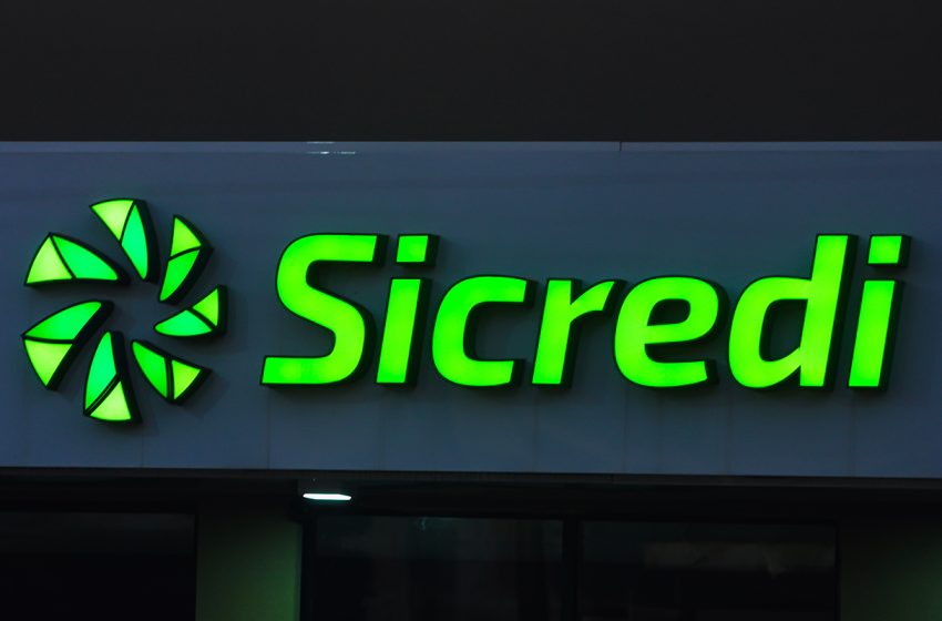  Sicredi celebra assembleia histórica com resultado bruto de mais de R$ 122 milhões