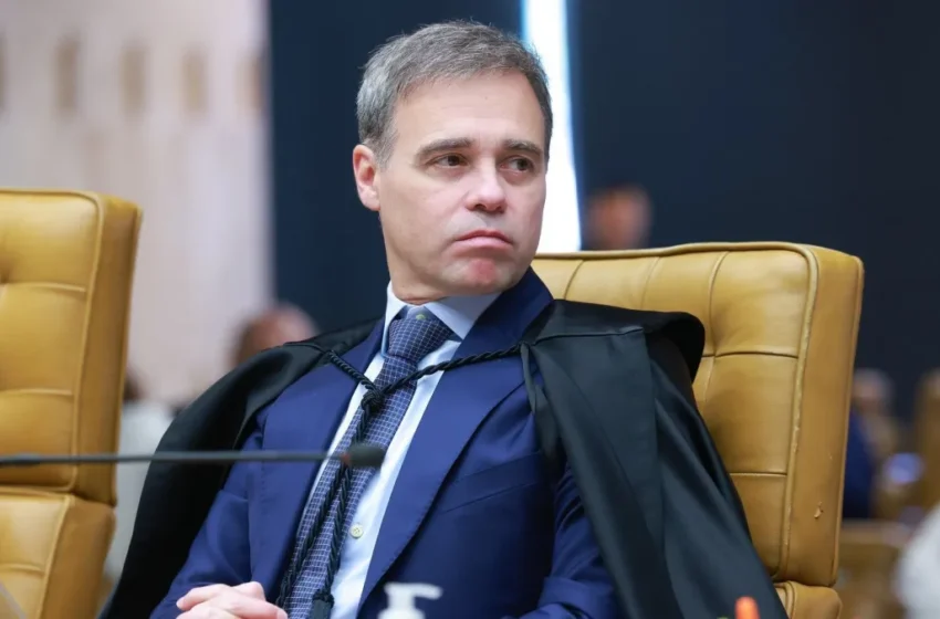  André Mendonça determina que PF envie todos os atos de investigação sobre fraudes no INSS ao STF