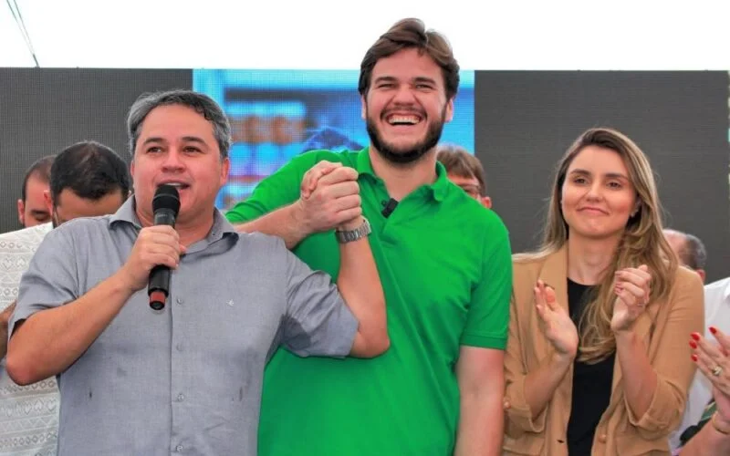  Juliana Cunha Lima ainda não definiu candidatura nas eleições de 2026, diz prefeito de Campina Grande