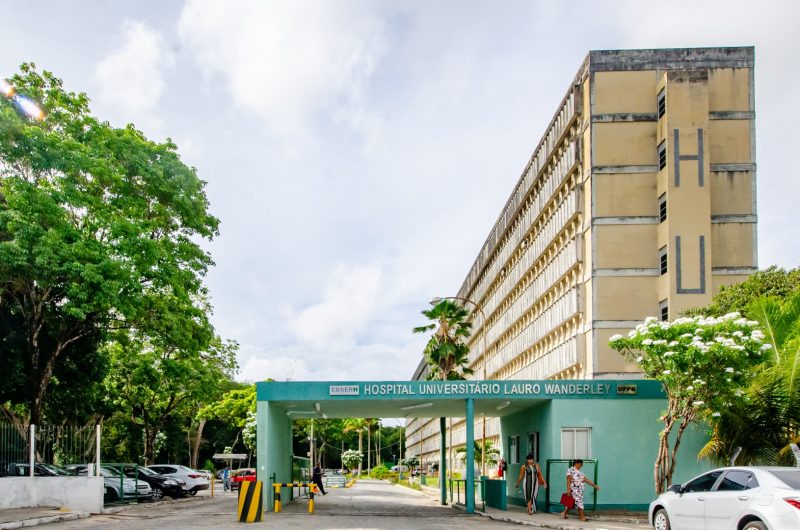  Greve dos servidores dos hospitais universitários da Paraíba se inicia por tempo indeterminado
