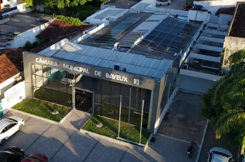  Justiça da Paraíba proíbe vereadores de entrar em escolas sem autorização em Bayeux