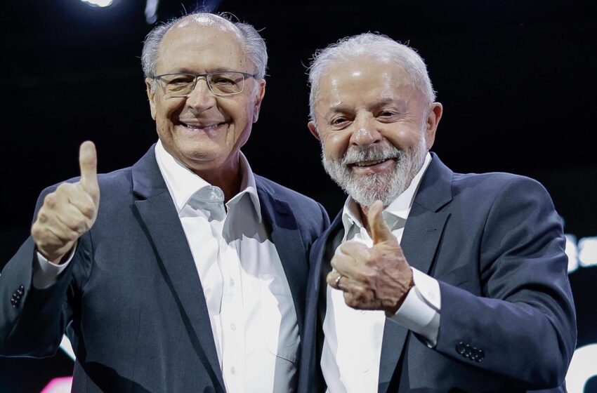  Lula anuncia Geraldo Alckmin como candidato a vice-presidente e promove ampla troca de ministros
