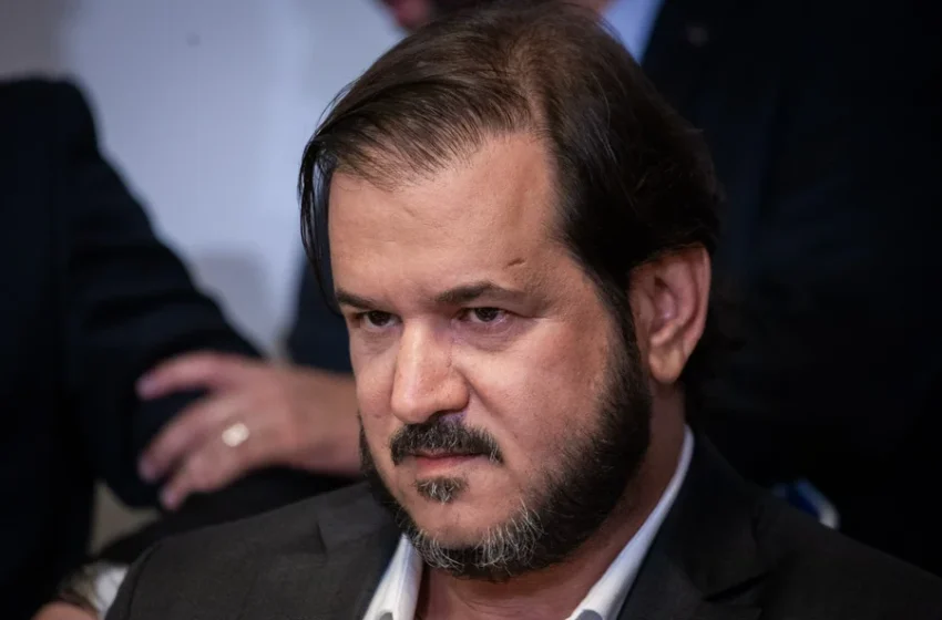  Chefão do União Brasil estava esperando ganhar bilhões de reais com a venda do banco master, Entenda