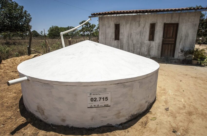 Governo entrega cisternas e garante água para 94 famílias da zona rural de Pombal