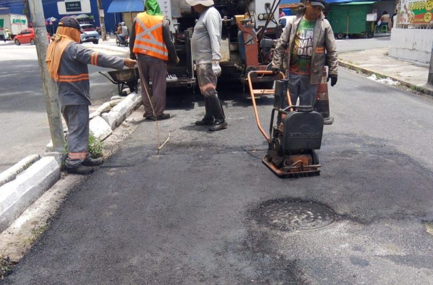  Seinfra conclui semana com serviços de tapa-buraco em 33 bairros da Capital