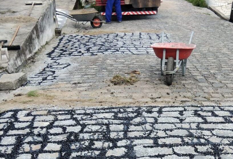  Seinfra conclui semana com operação tapa-buraco em 36 bairros de João Pessoa