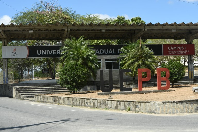  Universidade Estadual da Paraíba abre concurso com 12 vagas para servidores técnicos