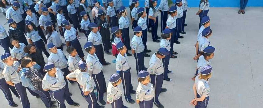  Comissão da Câmara dá aval a projeto de escolas cívico-militares com ensino técnico