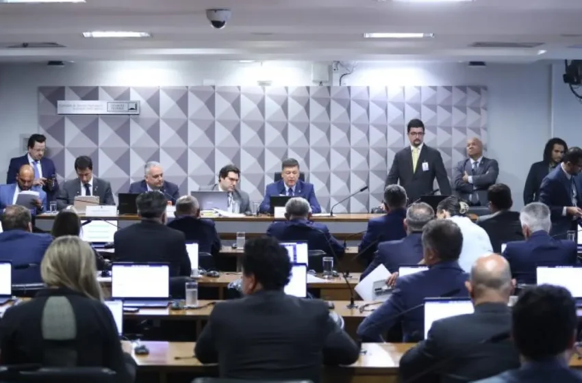  CPMI do INSS deve ouvir presidente da Dataprev e líderes de bancos sobre falhas no sistema e proteção de dados