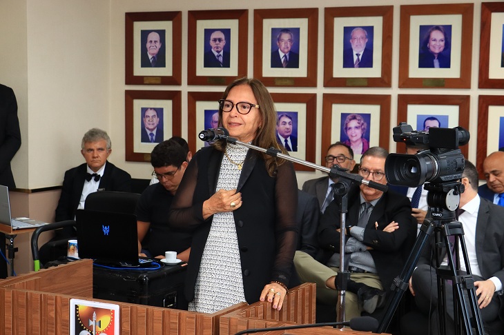  Maria Salete Porto é promovida ao cargo de procuradora de Justiça