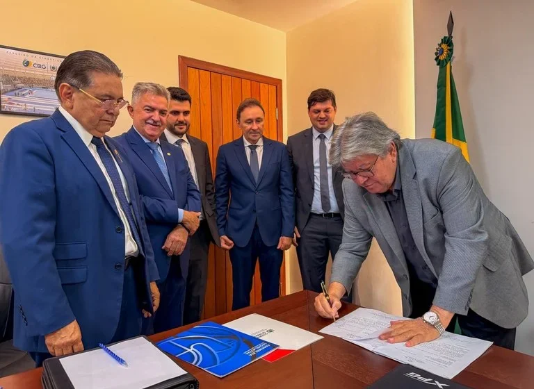  João Azevêdo nomeia novos conselheiros para o Tribunal de Contas da Paraíba