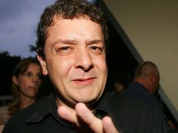  Defesa de Lulinha admite viagem paga por empresário investigado, mas nega relação comercial