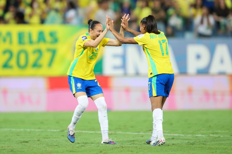  Seleção Feminina é campeã do FIFA Series 2026 com vitória sobre o Canadá