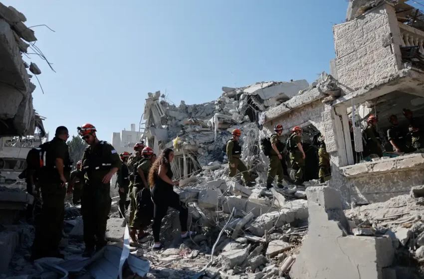  Irã acusa Israel de romper cessar-fogo e bombardeia ilhas; estreito de Ormuz é fechado