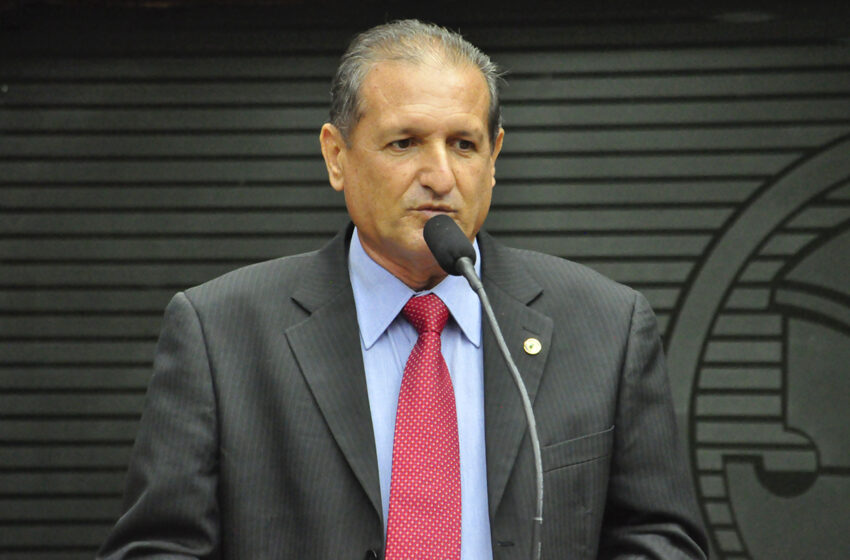  Hervázio Bezerra deixa o PSB e retorna ao MDB, selando rompimento com grupo de João Azevedo