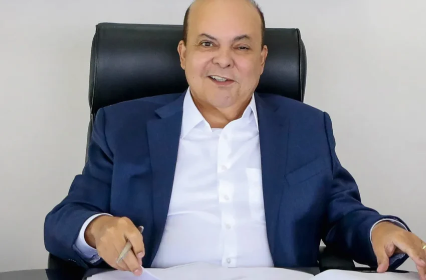 Ministro André Mendonça desobriga Ibaneis de comparecer à CPI do Crime