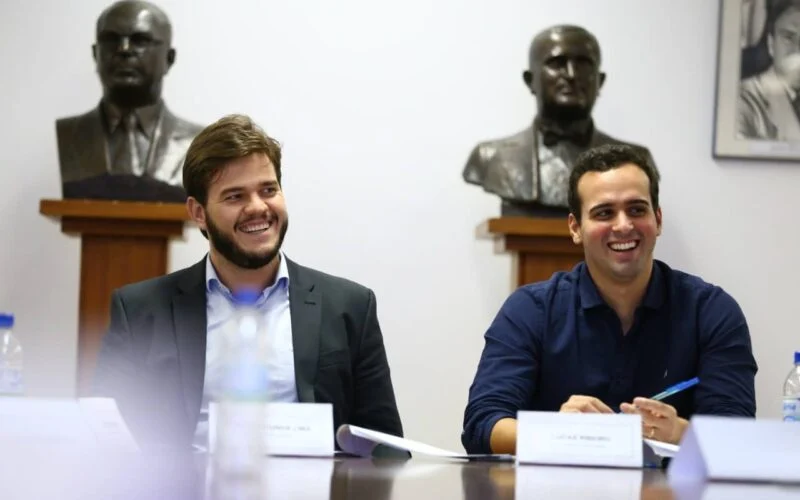  Lucas Ribeiro confirma realização de audiência pedida pelo prefeito Bruno Cunha Lima, de Campina Grande
