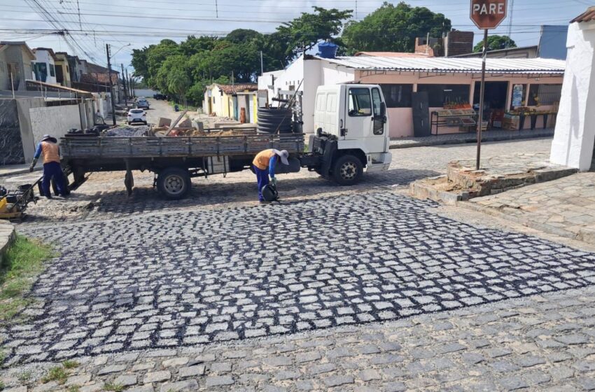  Seinfra conclui semana de manutenção viária com ações de tapa-buraco em 23 bairros de João Pessoa