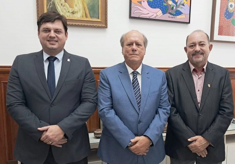  Taciano Diniz realiza visita institucional ao Tribunal de Justiça da Paraíba