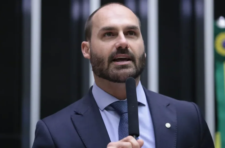  Lindbergh pede ao STF prisão de Eduardo Bolsonaro após fala sobre TSE e apoio internacional