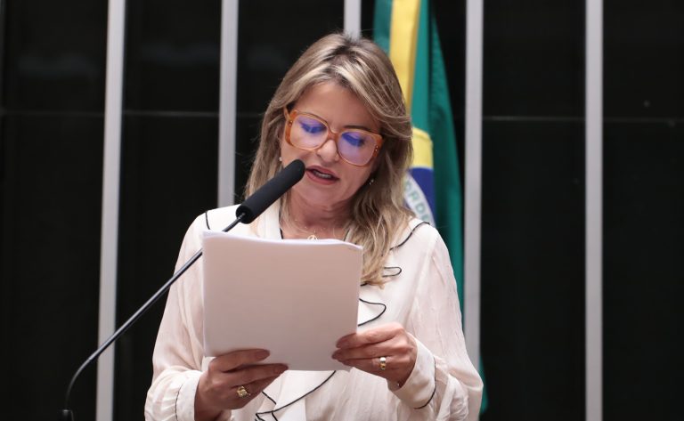  Câmara aprova Estatuto do Aprendiz