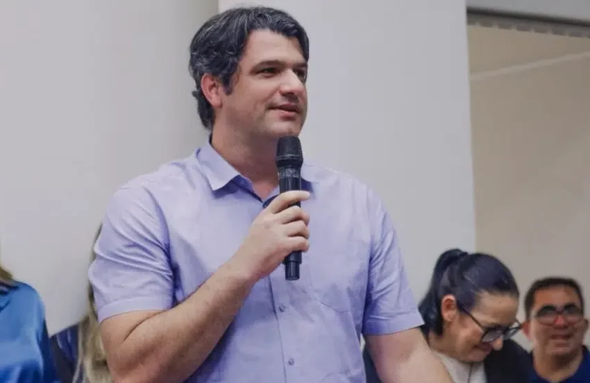  Leo Bezerra rebate críticas sobre coleta de lixo em João Pessoa e diz que governo municipal adota medidas para normalizar serviço