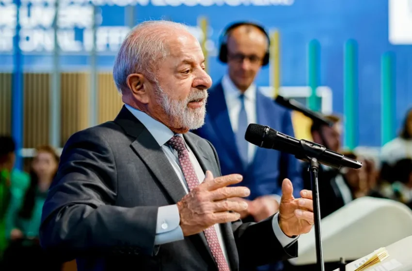  Lula nega turbulência eleitoral e diz estar “tranquilo” para disputar 4º mandato